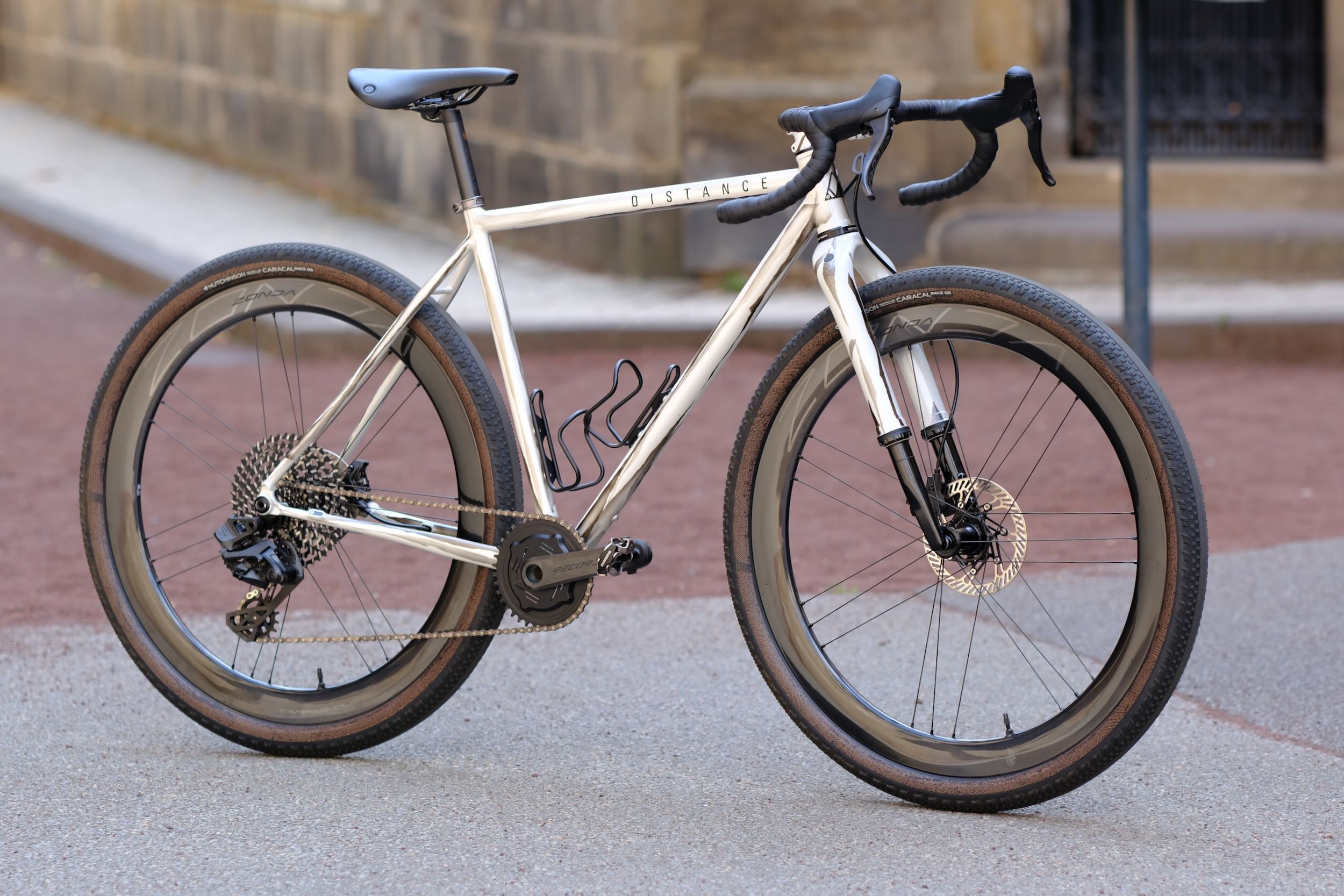 Distance 45-FS Campagnolo, trois quarts avant